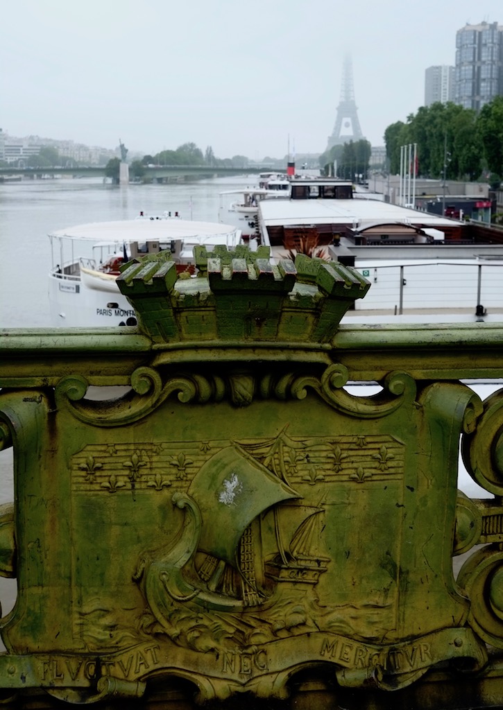Paris-pont-mirabeau5juin2016